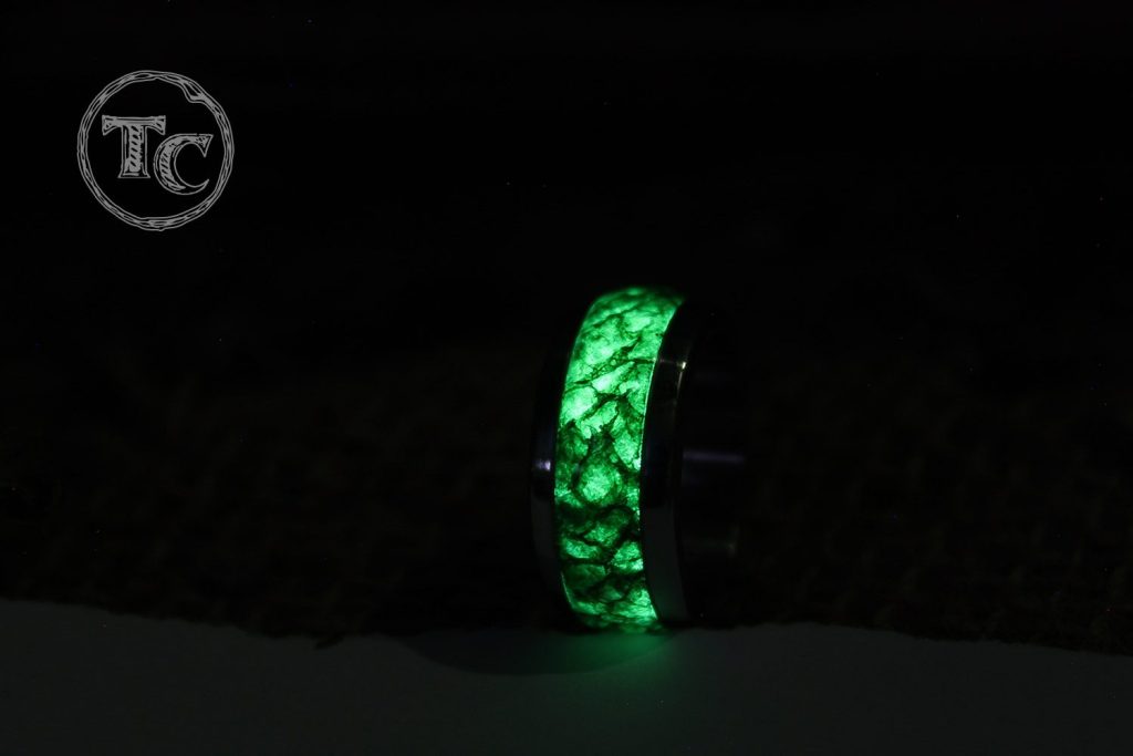 Lohikäärme Jade Hehku Terässormus 9 mm