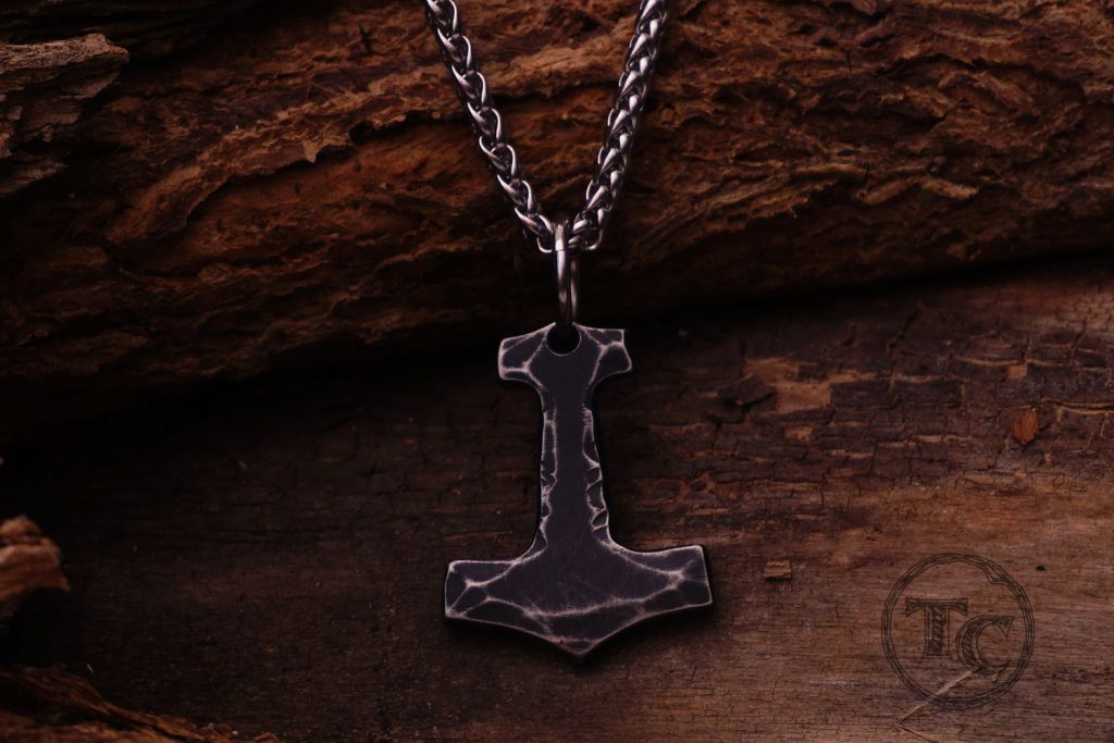 Kaulakoru Mjölnir, pieni