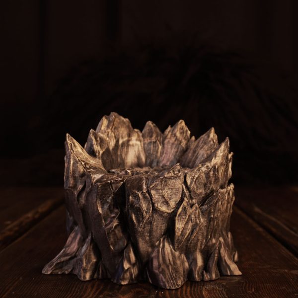 Lohikäärmeenpesä, pieni